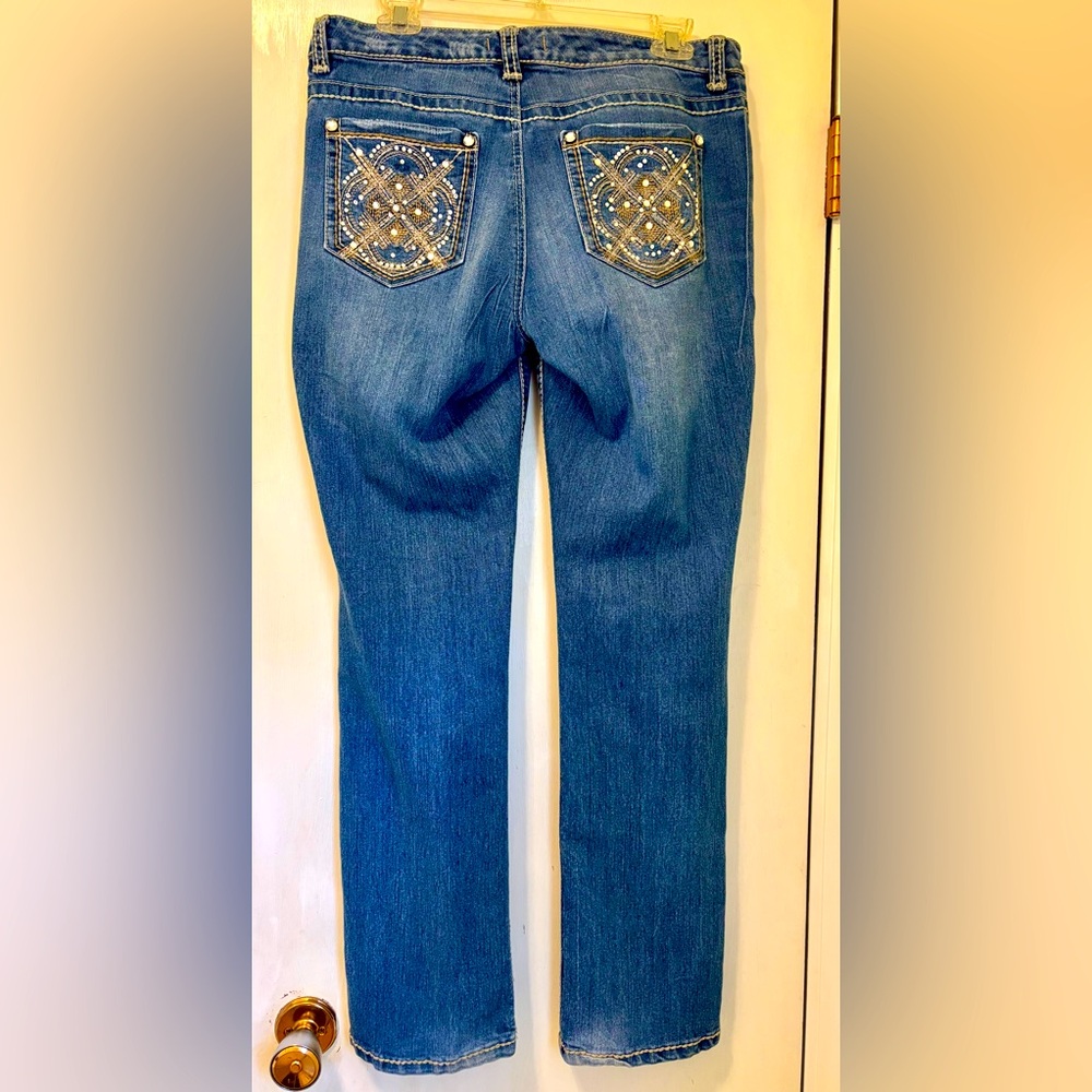 Nine West Vintage America Jeans Embellished Pockets Straight Leg size 8 (33x31)